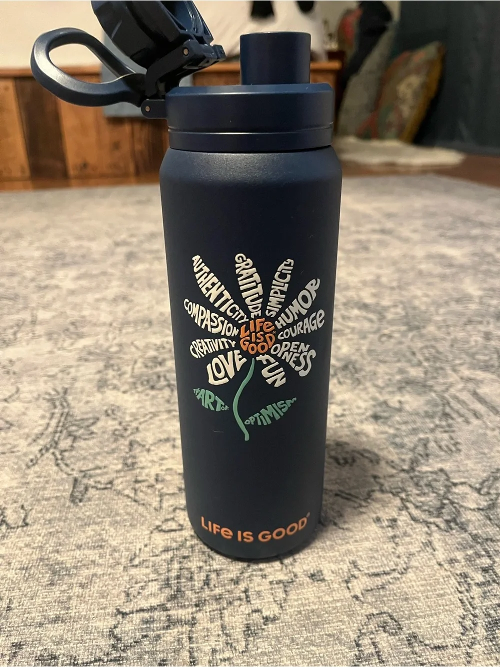 Life Is Good Daisy 26 ounce wide mouth stainless steel water bottle